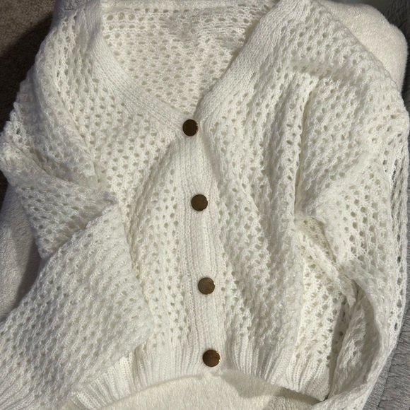 White Knit Dolman Sleeve Sweater Cardigan - Picture 13 of 14